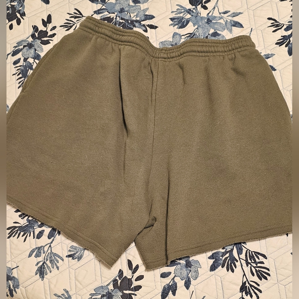 Blackcraft Cult Plant Witch Cropped Hoodie & Shorts Set Olive Green M - Picture 6 of 8